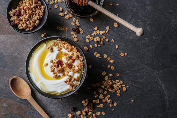 Yogurt, granola e pappa reale - Più Medical